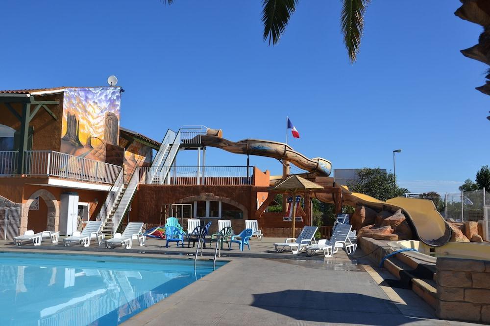 Camping Les Salisses - Maeva Vias Exterior photo